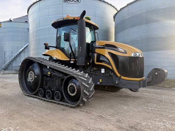 Image of Challenger MT755D equipment image 1