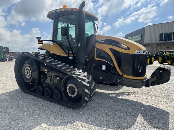 2014 Challenger MT765D Equipment Image0