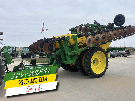 2014 Farm King 2460 Equipment Image0