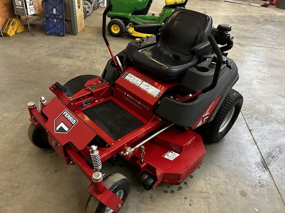 2014 Ferris IS1500Z Equipment Image0