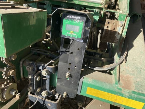 Image of Great Plains 1006NT equipment image 4