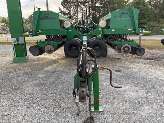 2014 Great Plains 2S-2600HD Equipment Image0