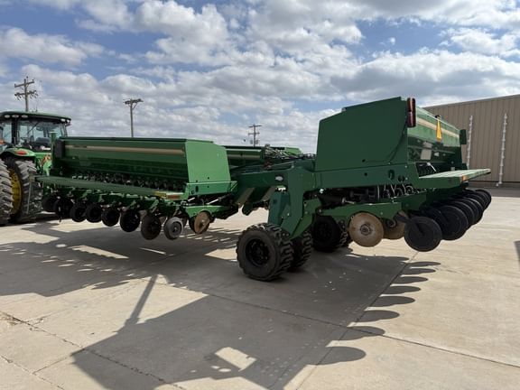 2014 Great Plains 3S-4000HD Equipment Image0