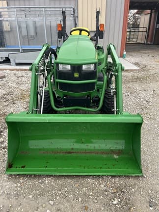 Image of John Deere 1023E equipment image 2