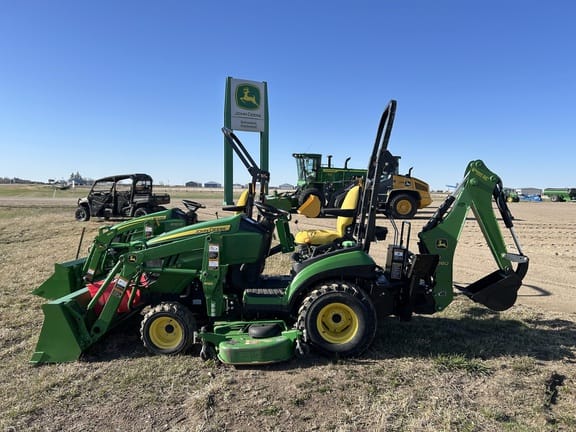 2014 John Deere 1025R Equipment Image0