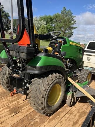 Image of John Deere 1025R equipment image 4
