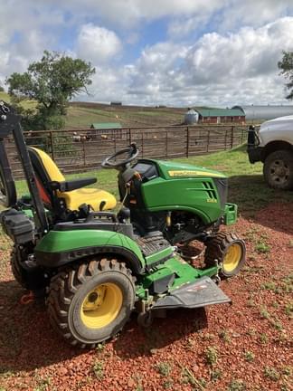 Image of John Deere 1025R equipment image 2