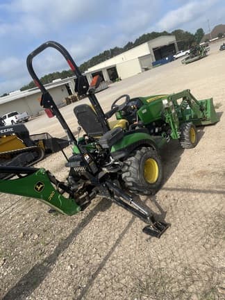 Image of John Deere 1025R equipment image 2