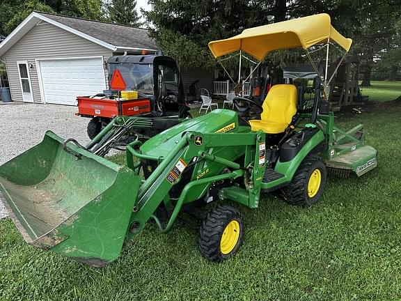 Image of John Deere 1025R equipment image 3