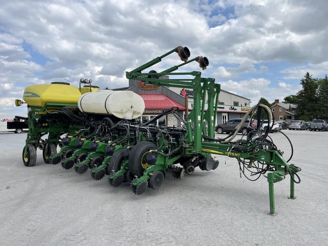 Image of John Deere 1775 equipment image 2