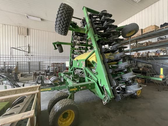 Image of John Deere 1990 equipment image 3