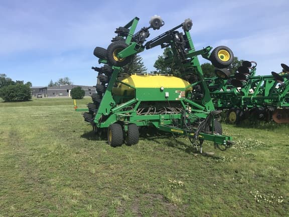 Image of John Deere 1990 equipment image 2