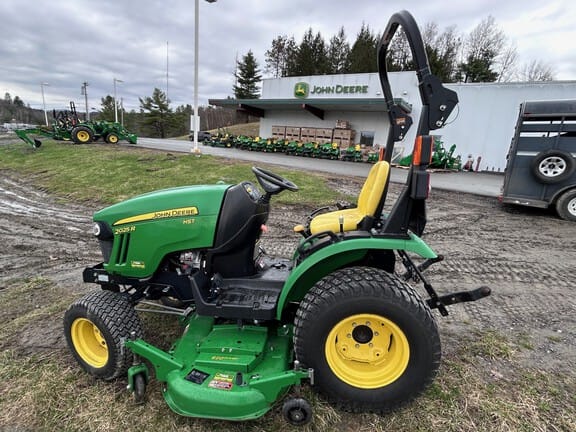 2014 John Deere 2025R Equipment Image0