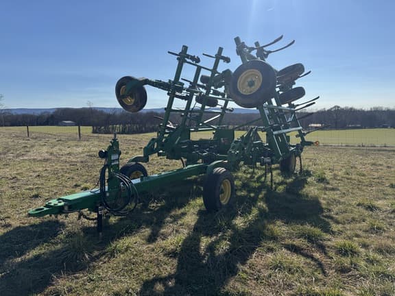 Image of John Deere 2410 Primary image