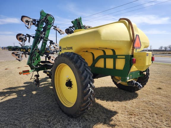 Image of John Deere 2510L equipment image 2