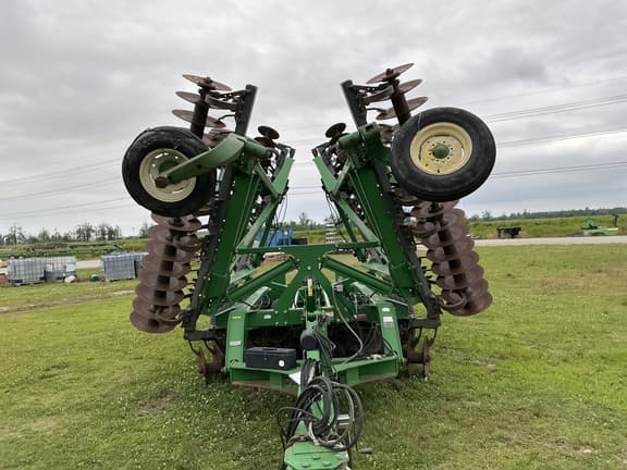 Image of John Deere 2623VT equipment image 1