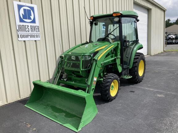 Image of John Deere 3033R equipment image 1