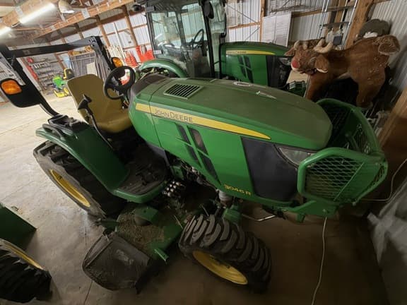 Image of John Deere 3046R Primary image