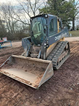 Image of John Deere 323E Image 0