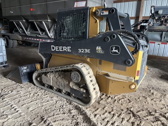 Image of John Deere 323E equipment image 1