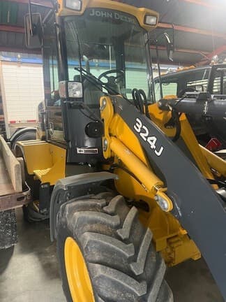 Image of John Deere 324J Primary image