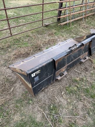 Image of John Deere 329E equipment image 3