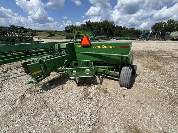 Image of John Deere 348 equipment image 3