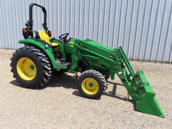 2014 John Deere 4052R Equipment Image0