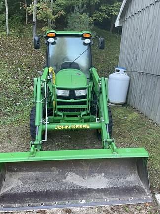 Image of John Deere 4052R equipment image 1