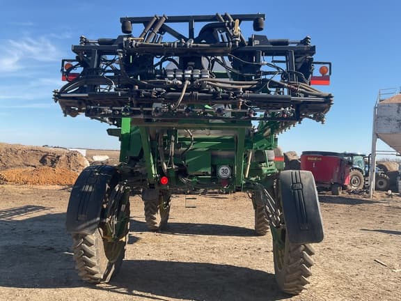 Image of John Deere 4830 equipment image 4