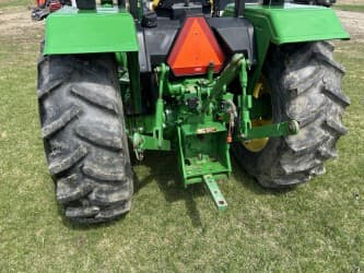 Image of John Deere 5045E equipment image 4