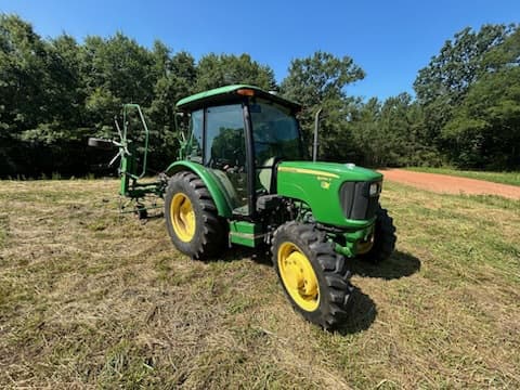 Image of John Deere 5055E equipment image 1