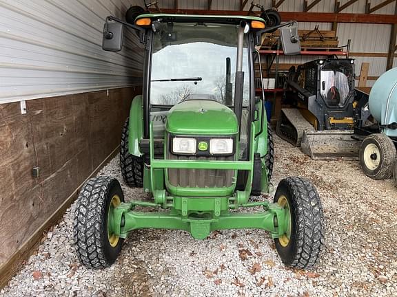 Image of John Deere 5065E equipment image 2