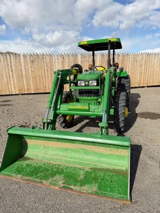 Image of John Deere 5065E equipment image 2