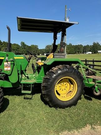Image of John Deere 5075E equipment image 2
