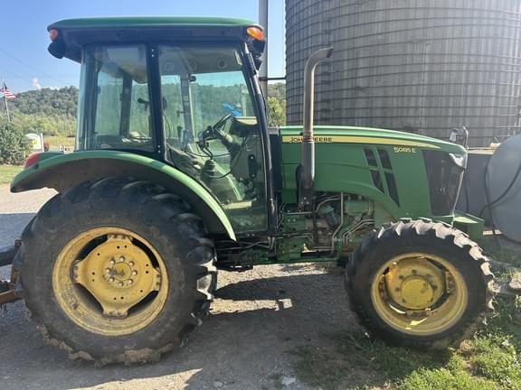 Image of John Deere 5085E Primary image