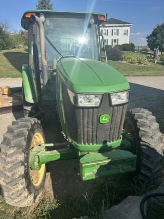 Image of John Deere 5085E equipment image 3