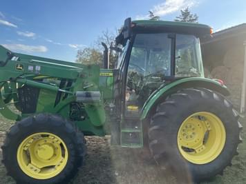 Main image John Deere 5100E