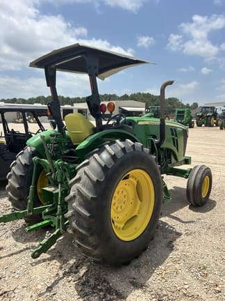 Image of John Deere 5100M equipment image 2