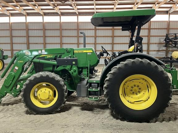 Image of John Deere 5115M equipment image 4