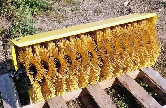 2014 John Deere 52" Broom Equipment Image0