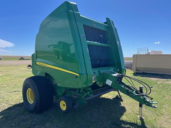 Image of John Deere 569 Premium equipment image 2