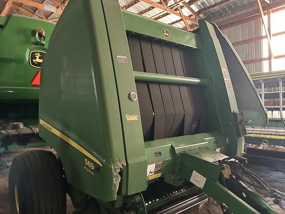 Image of John Deere 569 Premium equipment image 1