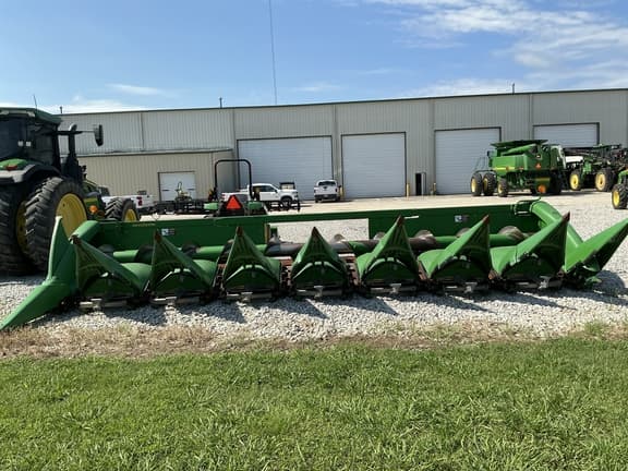 Image of John Deere 608C equipment image 1