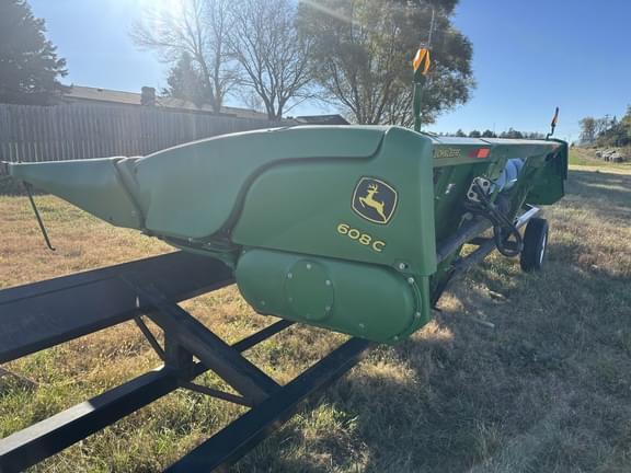 Image of John Deere 608C equipment image 1