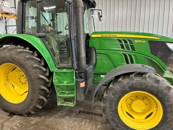 2014 John Deere 6105M Equipment Image0