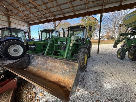 Image of John Deere 6105M equipment image 2