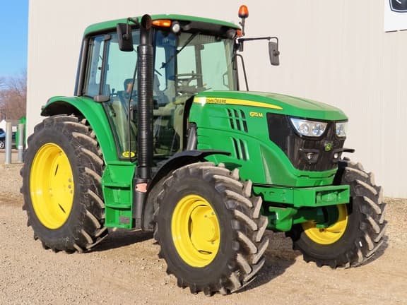 Image of John Deere 6115M equipment image 4