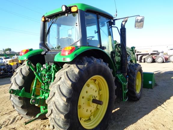 Image of John Deere 6125M equipment image 4