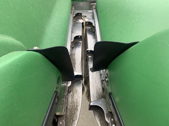 Image of John Deere 612C equipment image 4